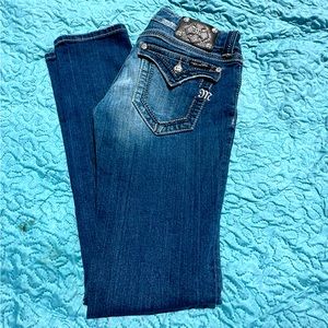MissMe Skinny Jeans with Button Back Pockets sz 29 - Great Condition
